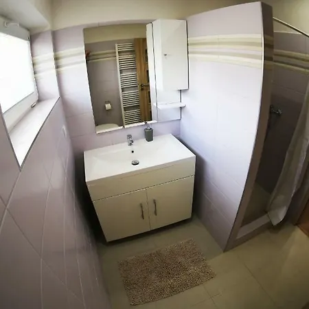 Dimitra 아파트 Štúrovo