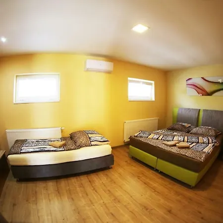 Dimitra Lejlighed Štúrovo